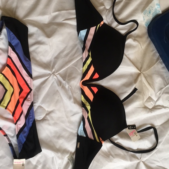 Victoria Secret (PINK) bathing suit (two piece) - Picture 3 of 3